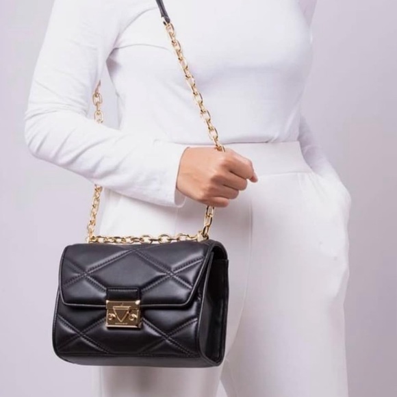MICHAEL KORS  Serena Small Quilted Crossbody Bag - Picture 1 of 10